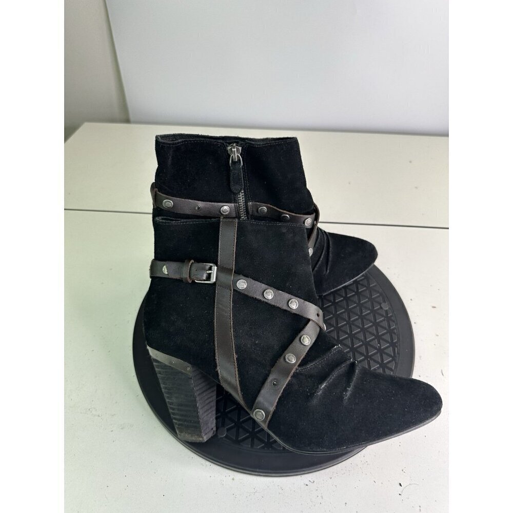 Mia Limited Edition Black Leather Studded Jeweled Ankle Boots Women’s Size 9M
